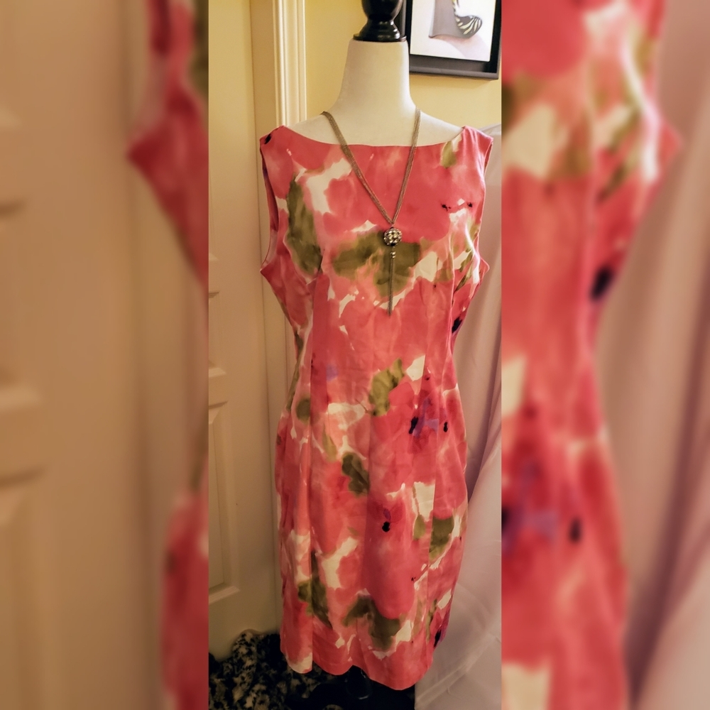 Striking Jones New York Signature Floral Dress